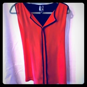 Mixed media coral and black top size M